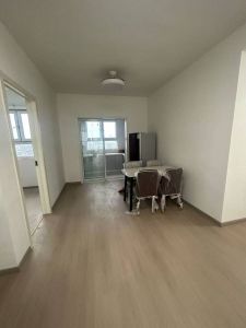 高铁时代广场四室两厅两卫中，装修，家电，家具齐全，113平米急售53万可谈能按揭贷款