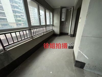 谊华雍景府中户96平方三室两厅价低