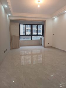 文一锦门繁华里  三室两厅精装未住  98平  急售58万