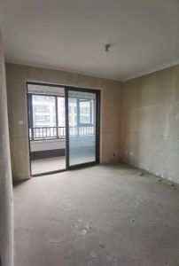 北城正荣府风90平方洋房三室两厅