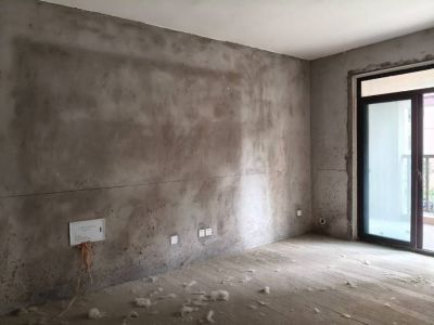 城改公园首府94平三室两厅