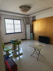 华展中央花园复式122手方50万