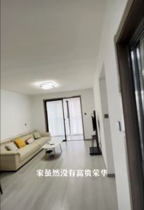 丰香南苑简装三室中户长期可谈价