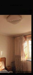 富华家园三室一厅，105平方，精装1000块钱。